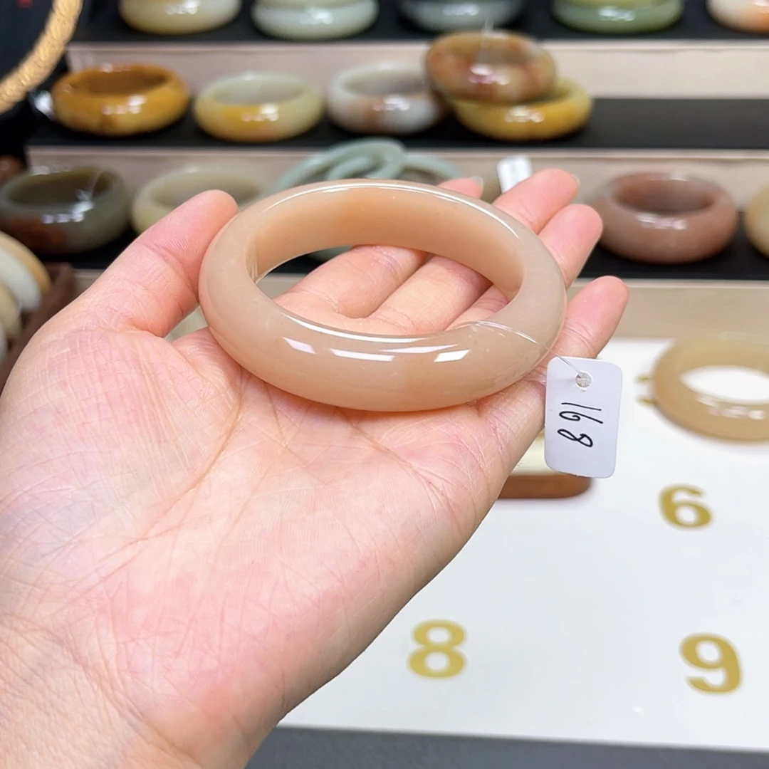 【闪购商品】石英质玉手镯未镶嵌ฅ****³