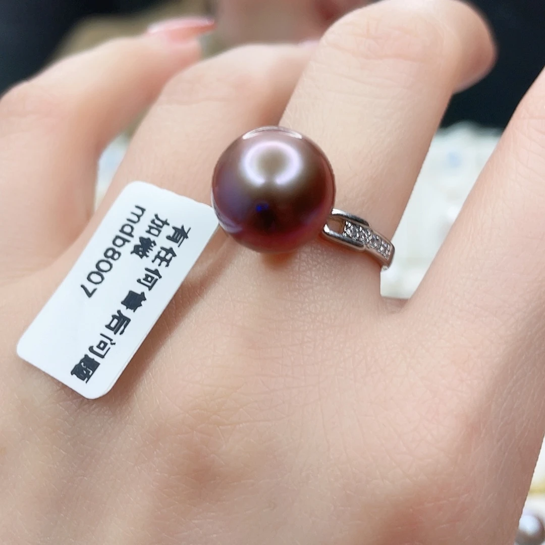 淡水珍珠吊坠(赠链)未镶嵌