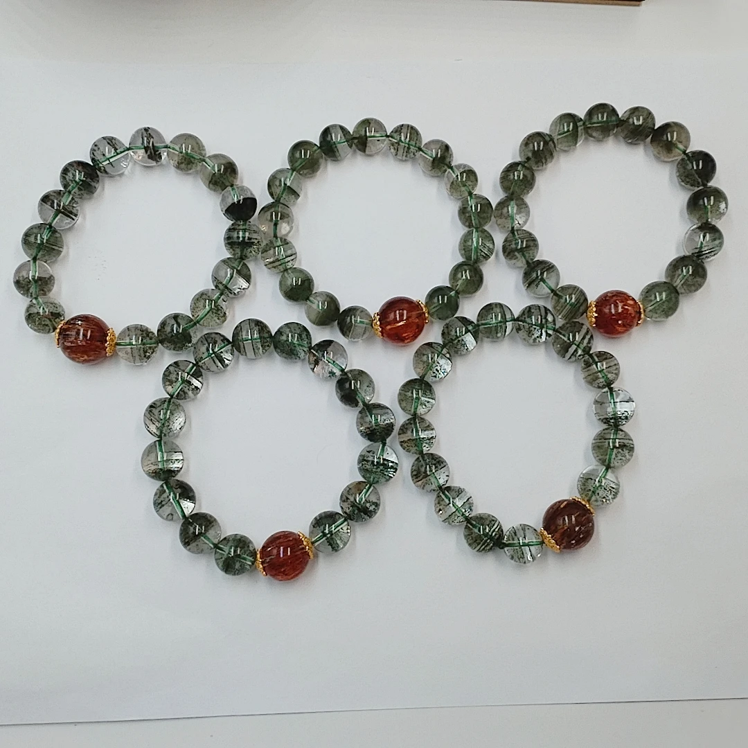 绿幽灵水晶手串清新气质百搭多样性发货一件