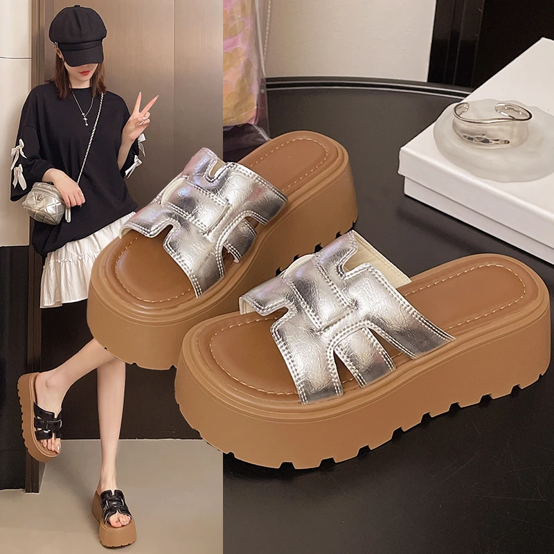 一字凉拖鞋女厚底夏外穿2025年新款仙女风软底休闲百搭增高配裙子