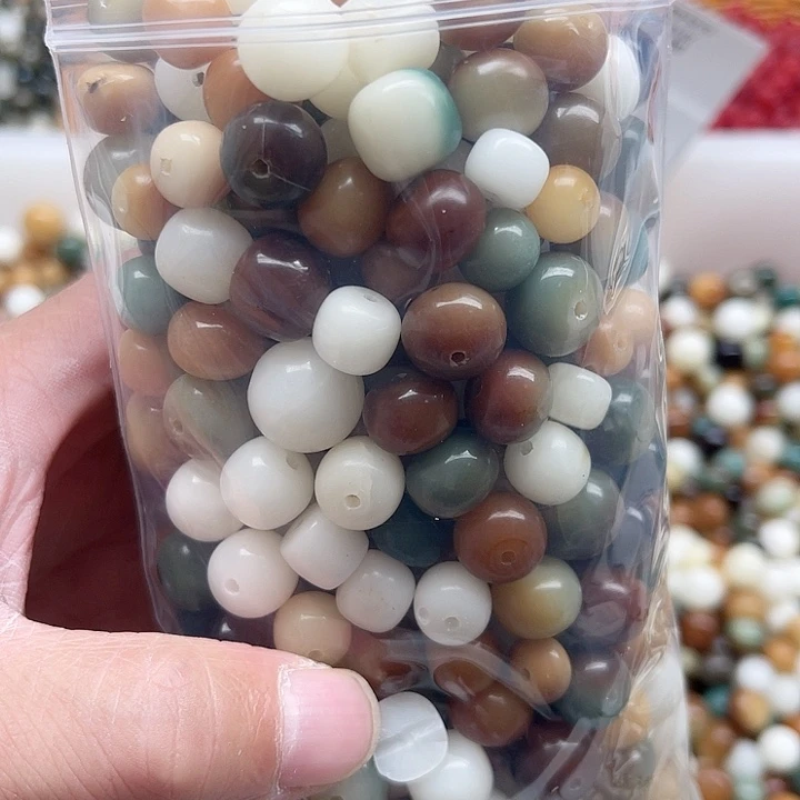 白玉菩提吊坠?****?瑕疵混珠3单的