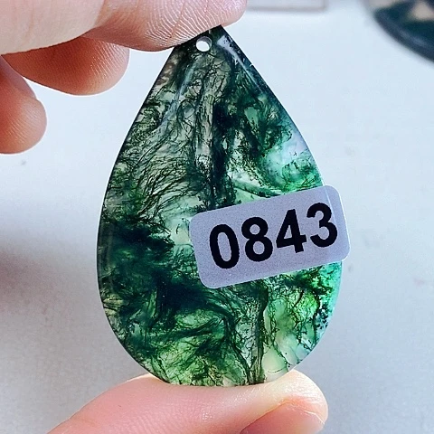 未镶嵌颈饰玛瑙/玉髓虎****?