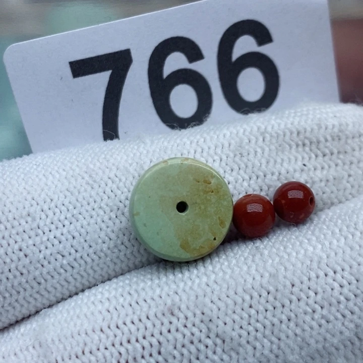 南红玛瑙未镶嵌珠宝奇石