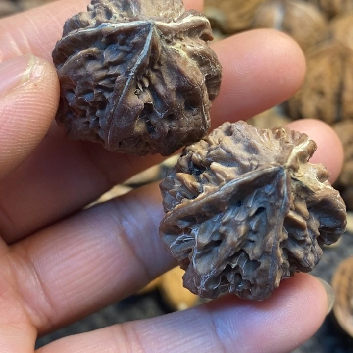 吊坠文玩核桃娜姐31