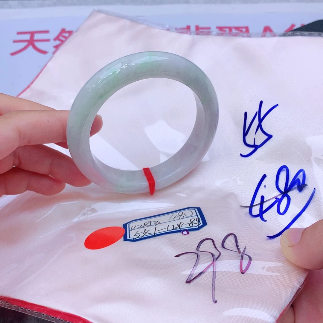 未镶嵌手镯翡翠翡翠