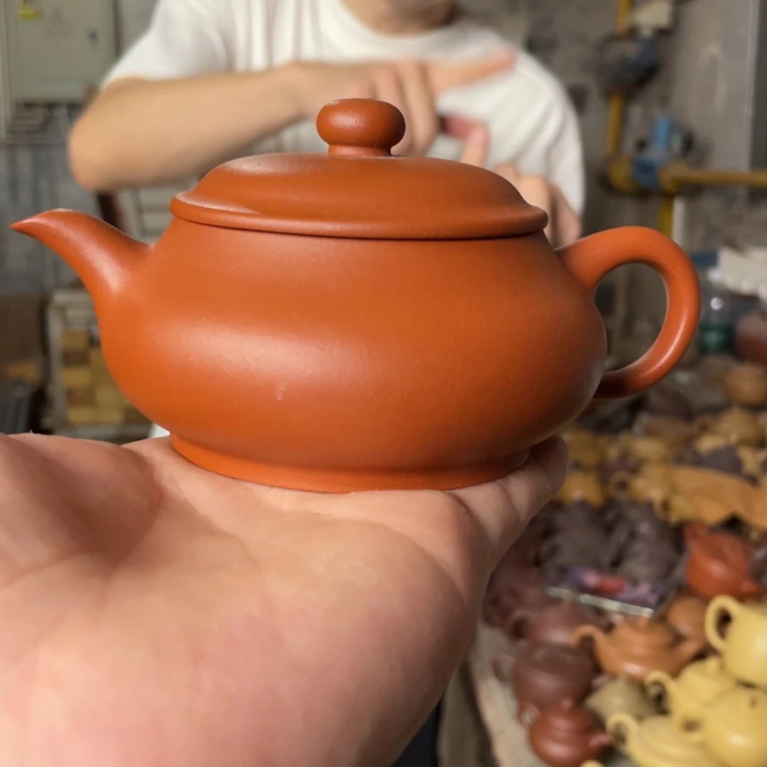 茶壶紫砂LD。 赵庄朱泥。 明炉。  200CC