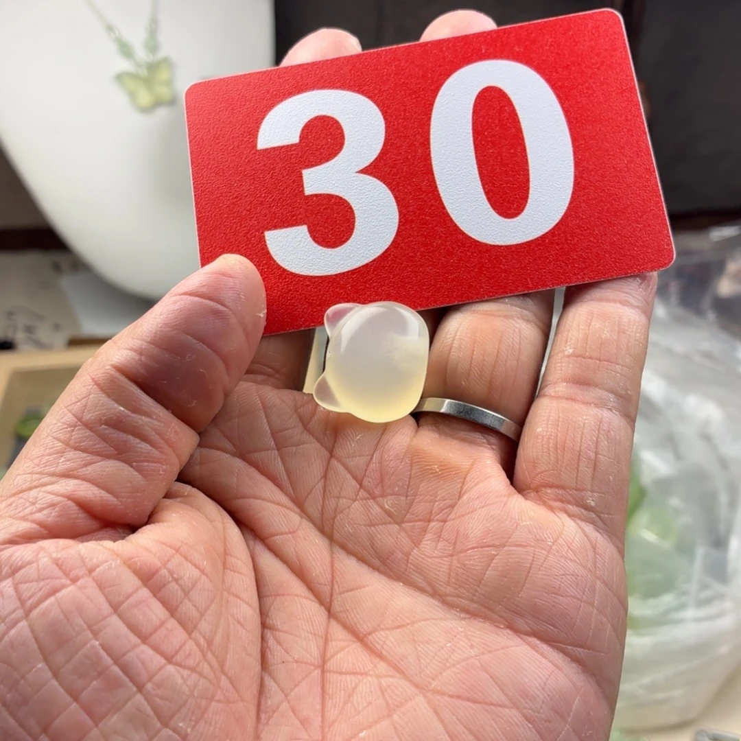 天***蓝蛇纹石玉合金吊坠