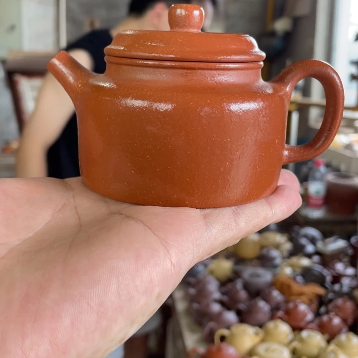 茶壶紫砂德钟。红将坡（微暇