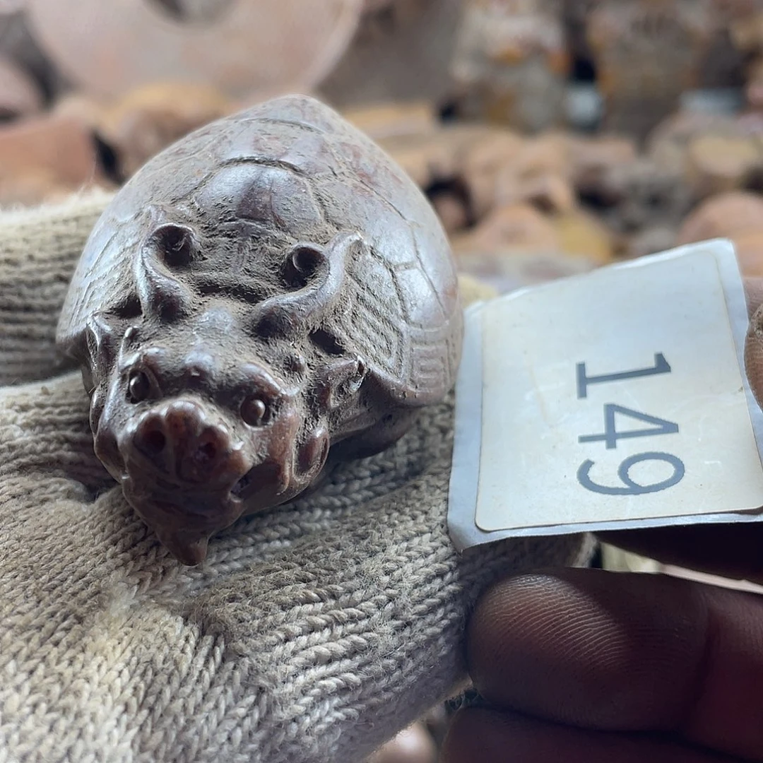 和田玉（糖玉）未镶嵌挂件