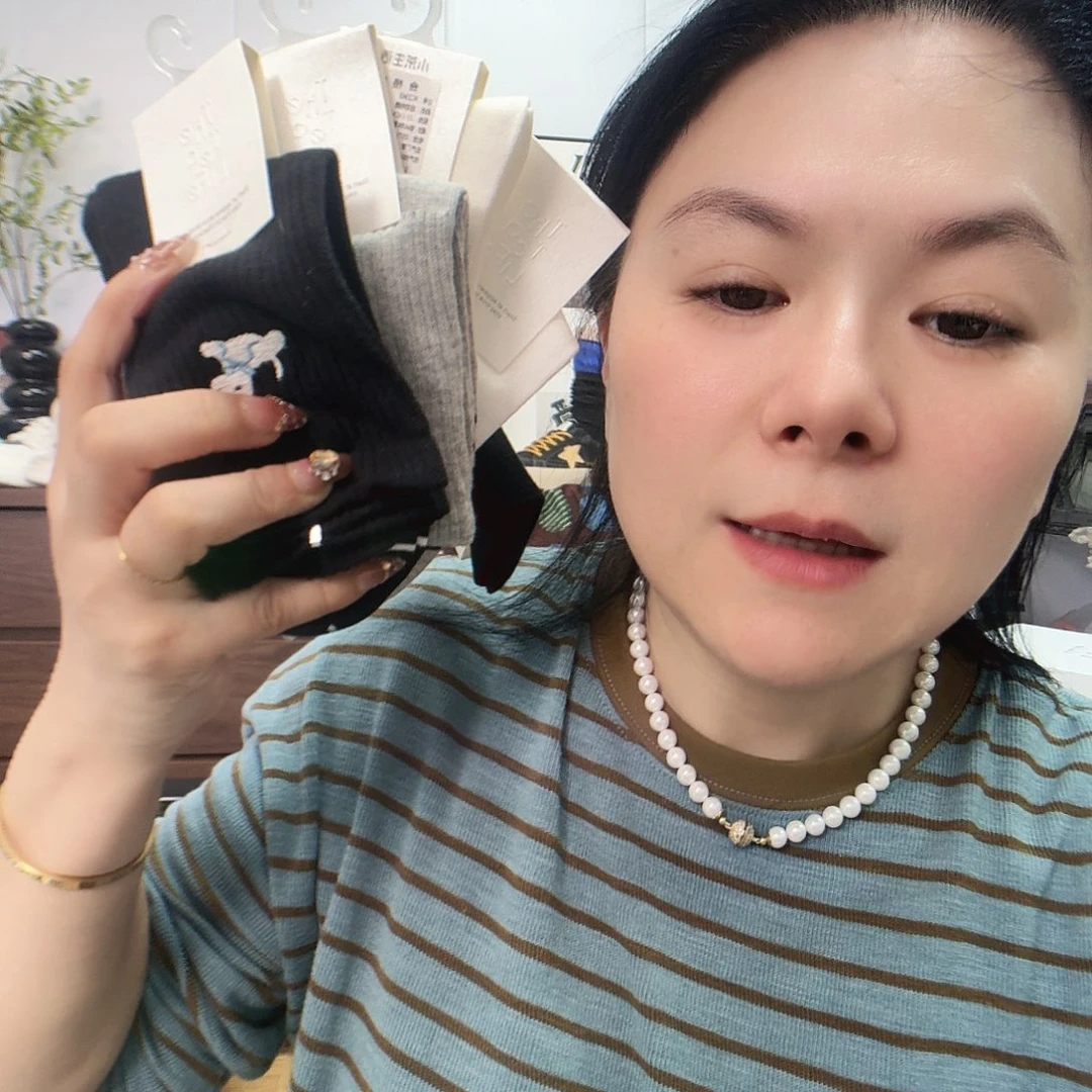 三醋酯纤维8025 在家睡觉啊好