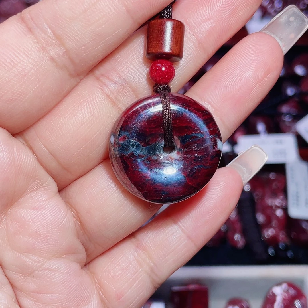 天然辰砂天然辰砂乌纱平安扣