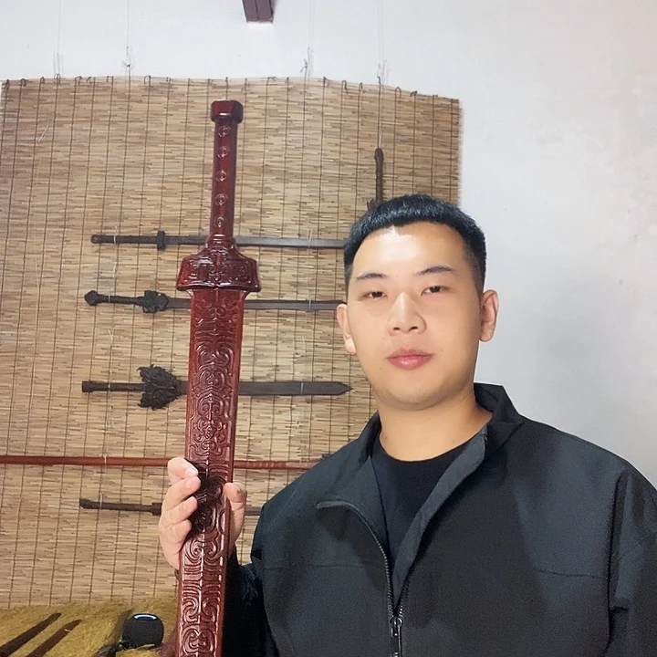 林***。紫檀木类成套家具紫檀