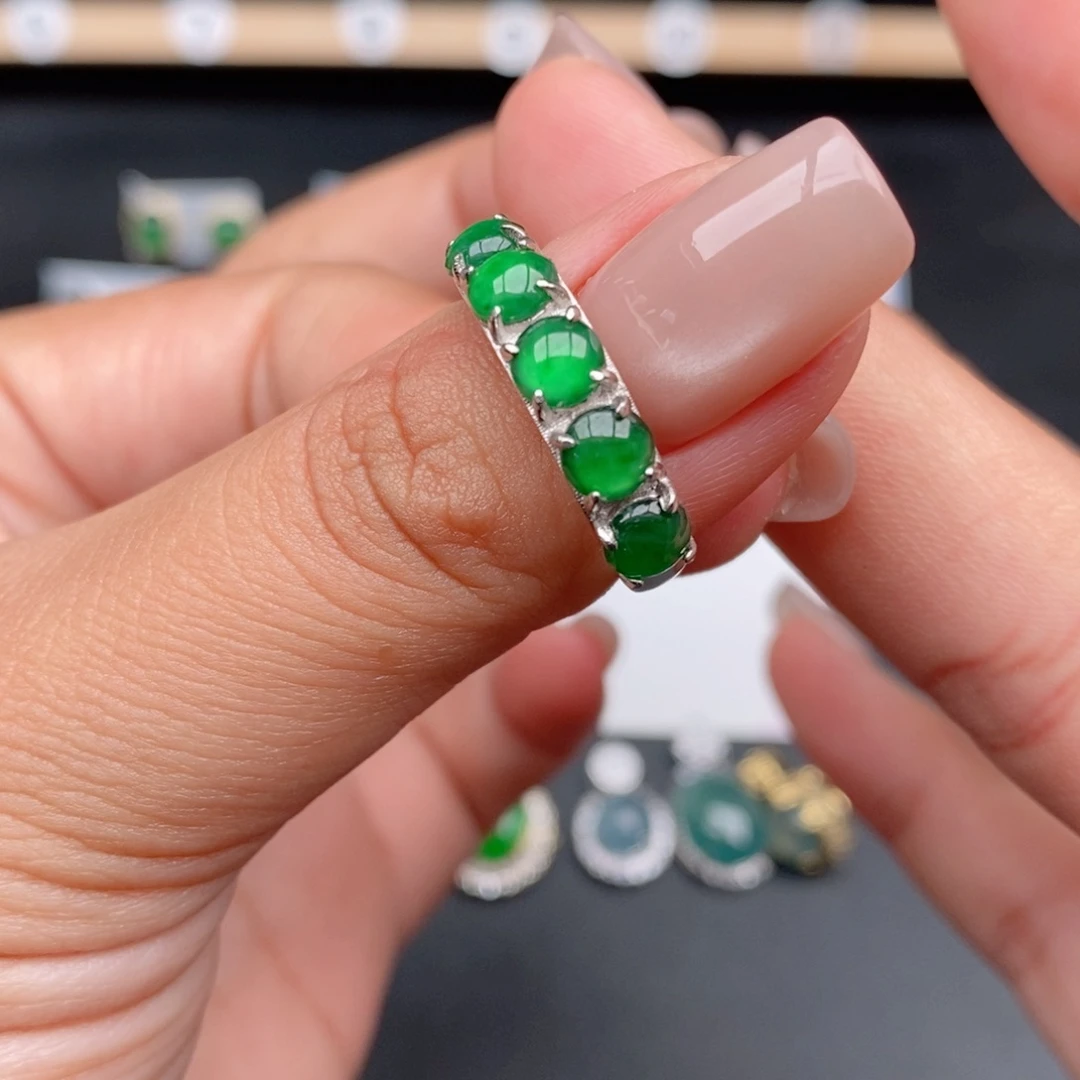 银S925镶嵌戒指翡翠