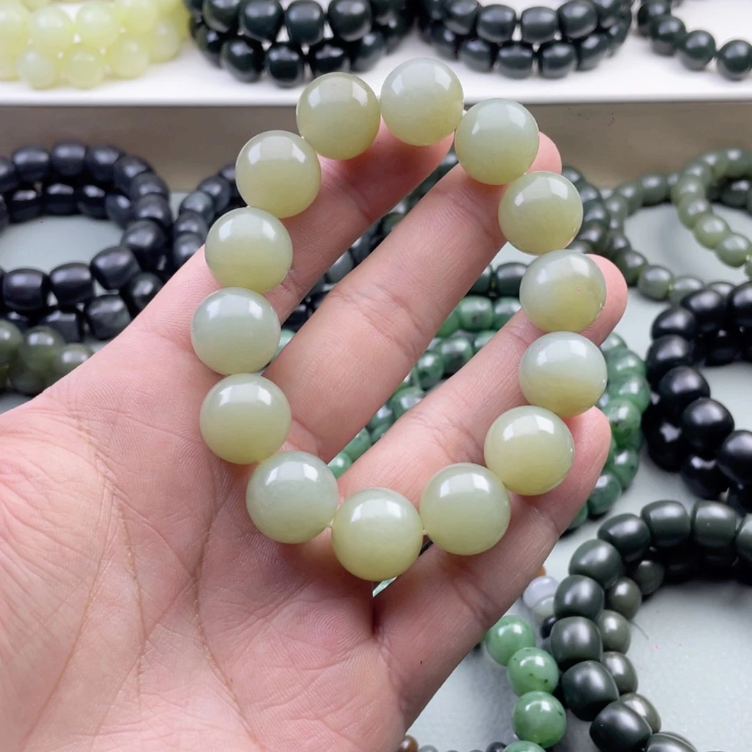 和田玉手串未镶嵌