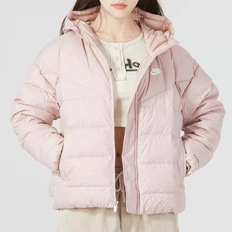 NIKE/耐克新款女子粉色短款保暖连帽羽绒服秋冬DQ5904-601