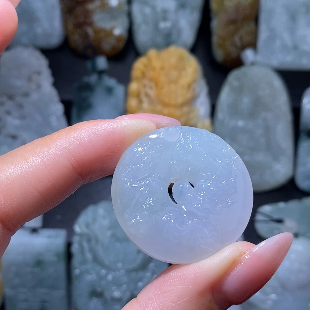 定制翡翠未镶嵌翡翠