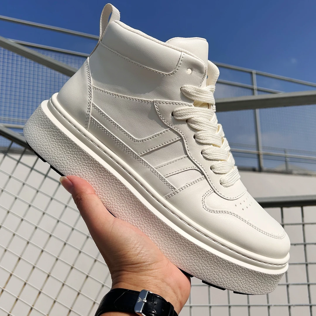 2025秋冬新款韩版百搭时尚厚底青年高帮休闲鞋头层牛皮百搭板鞋