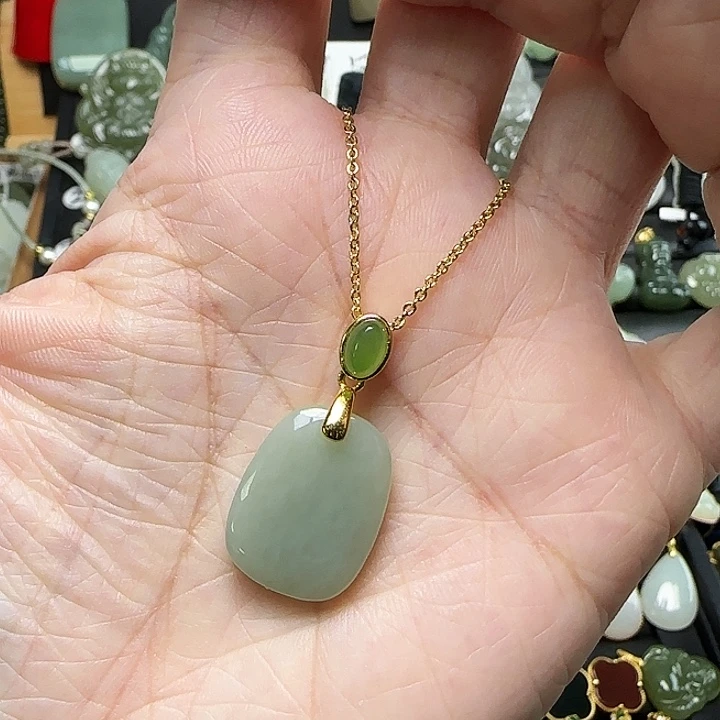 颈饰银S925镶嵌和田玉