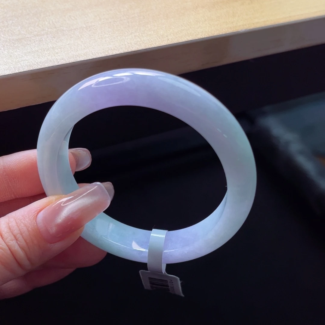 翡翠手镯未镶嵌手镯