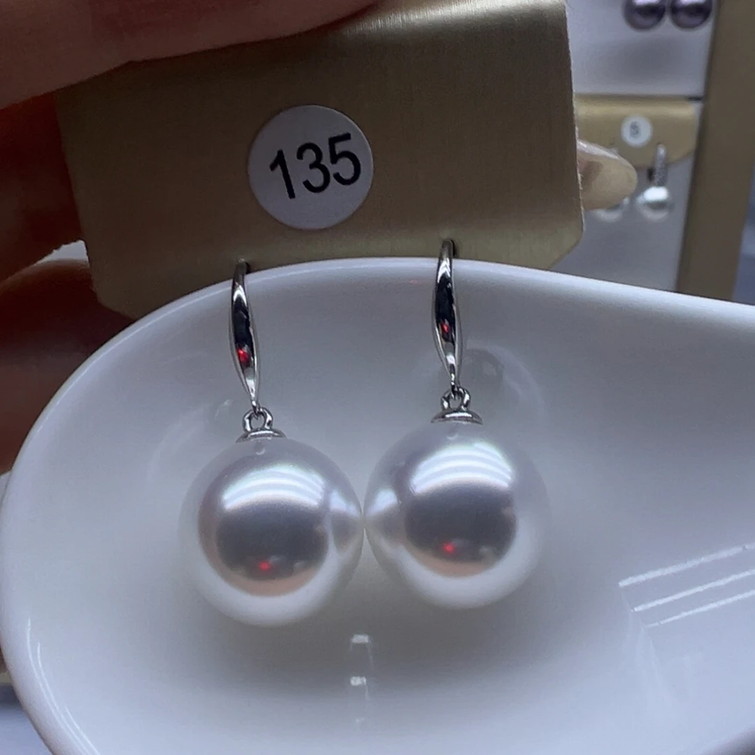 淡水珍珠银S925镶嵌耳饰
