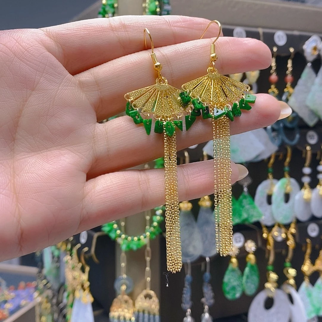 未镶嵌翡翠耳饰翡翠