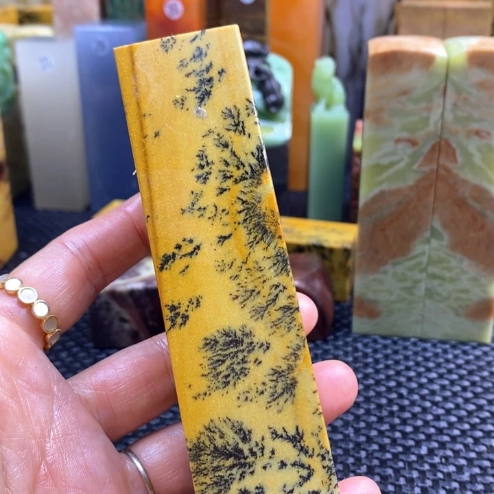 青田石恰***?青田石印章石