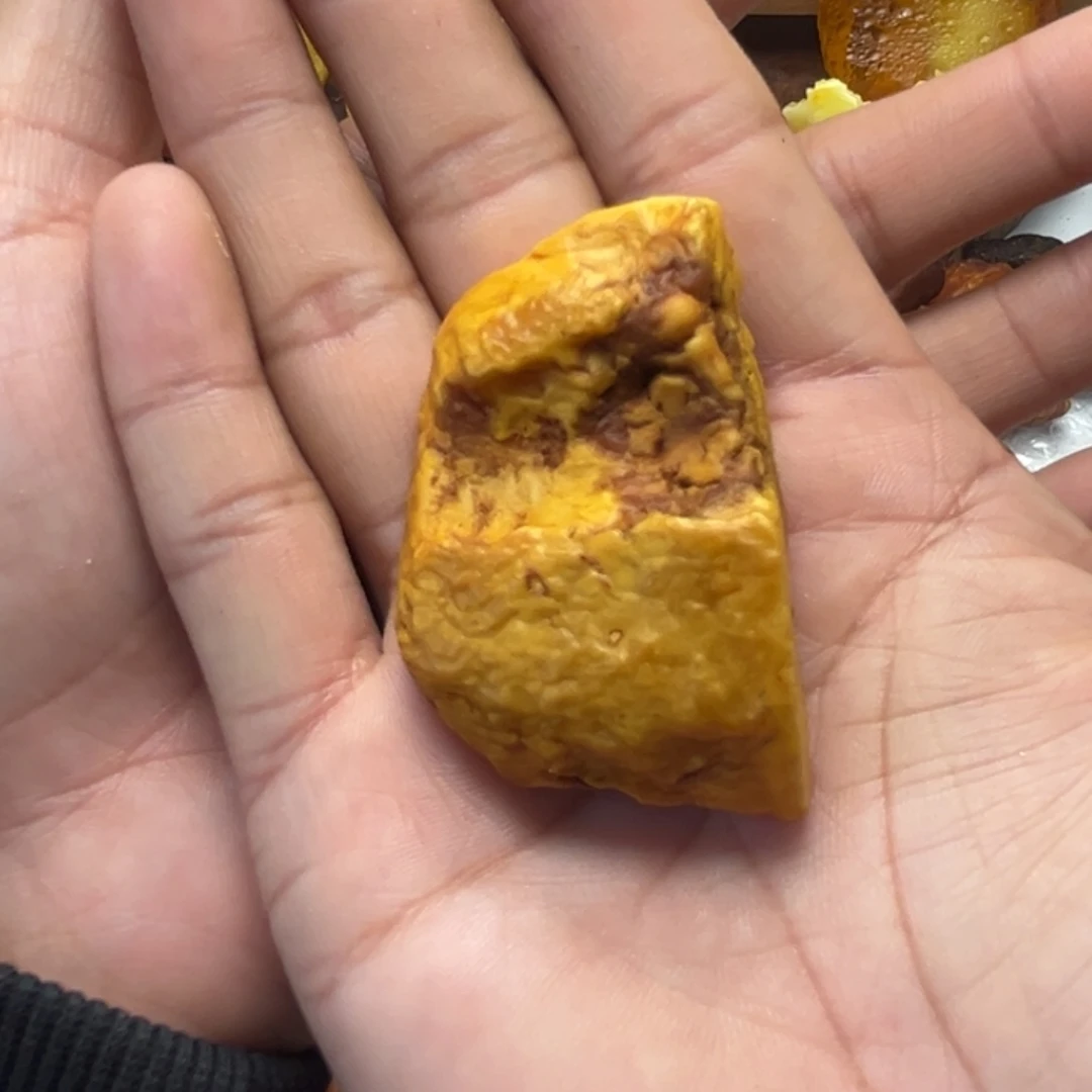 定制琥珀未镶嵌蜜蜡定制随型吊坠