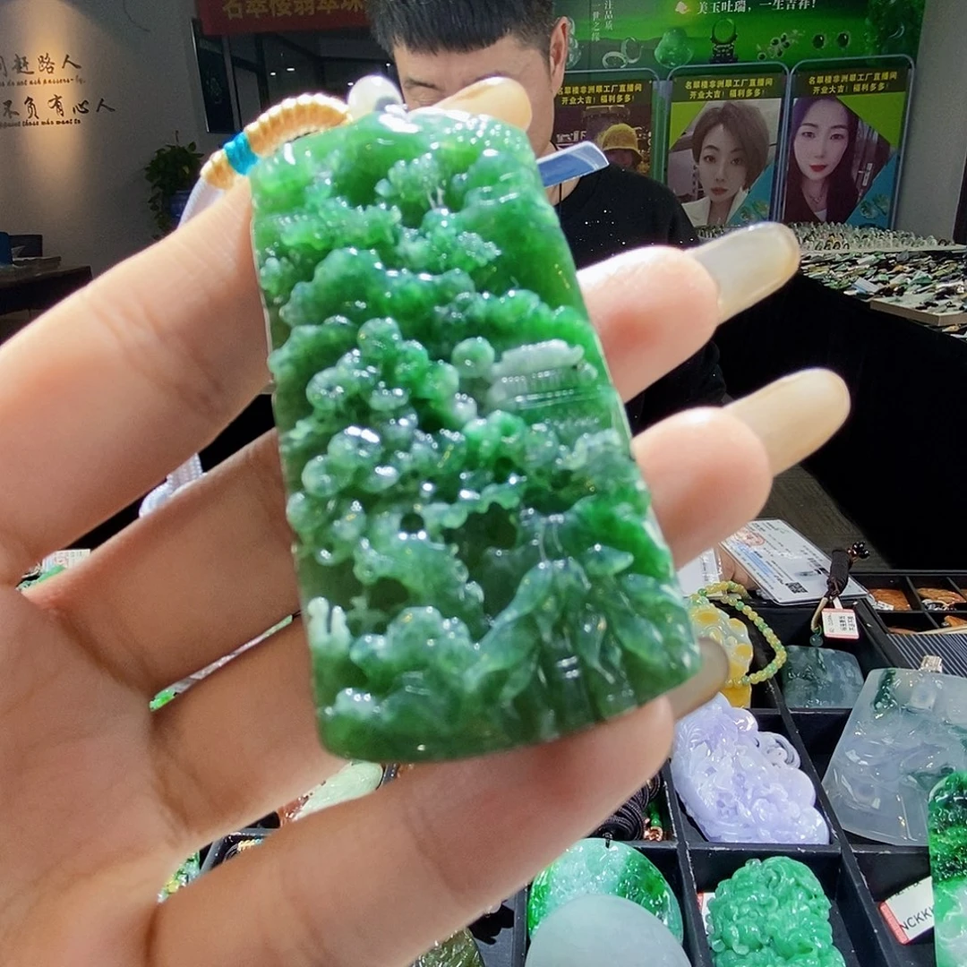 颈饰未镶嵌翡翠翡翠
