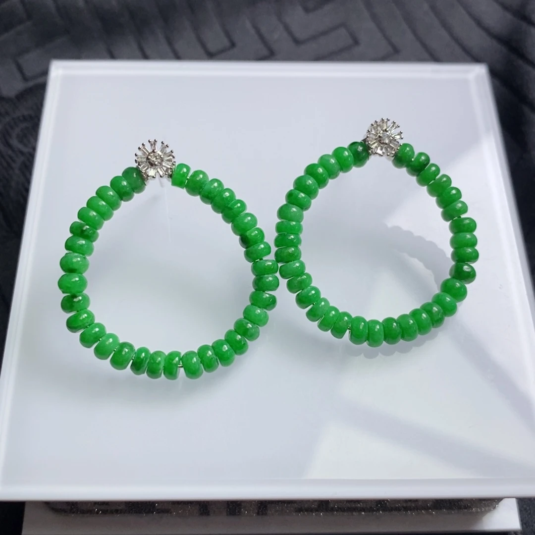 翡翠18K金镶嵌耳饰葱心绿算盘珠珠耳钉