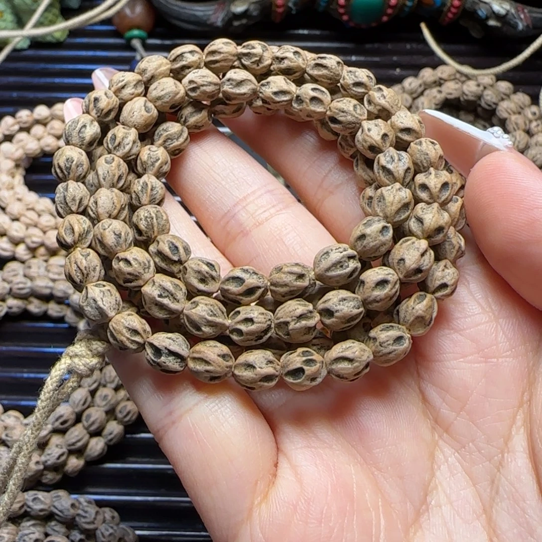 桥***尔吊坠柏香籽/百香籽