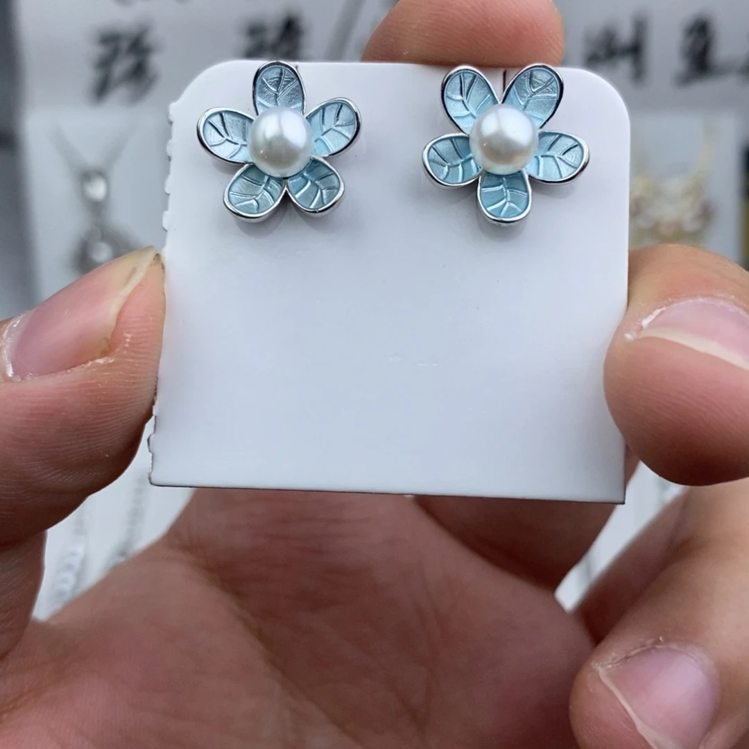 淡水珍珠耳饰未镶嵌