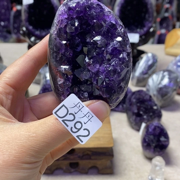 未镶嵌水晶大型摆件（非配饰）