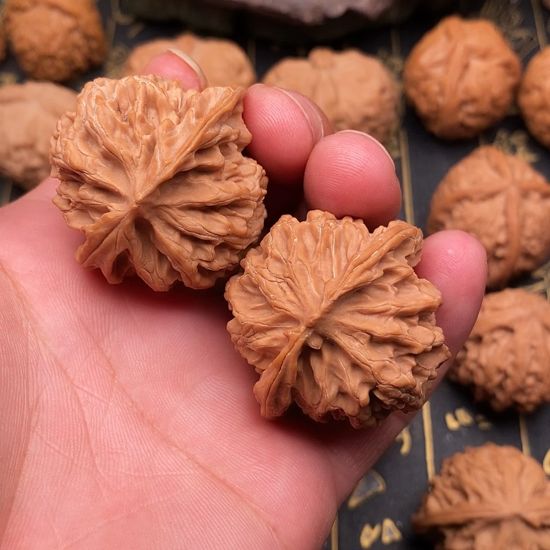 把件文玩核桃苹果园狮子头