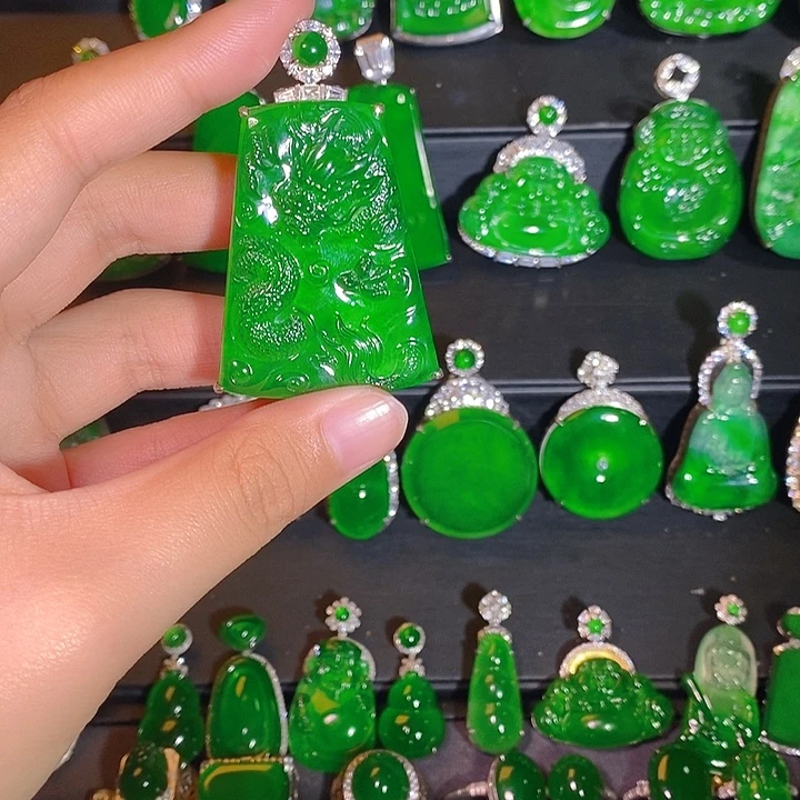 翡翠银S925镶嵌颈饰