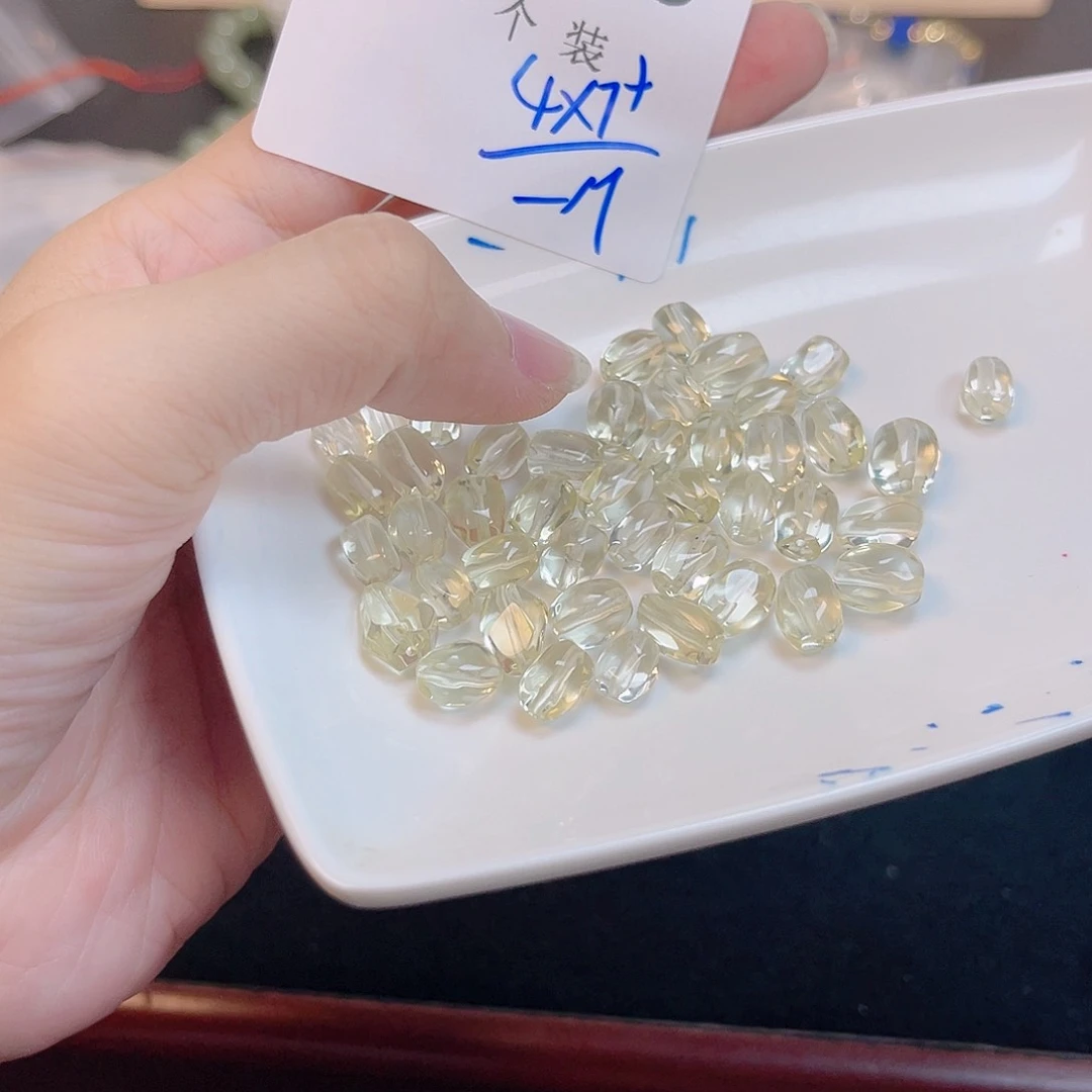 水晶珠宝半成品未镶嵌190 。