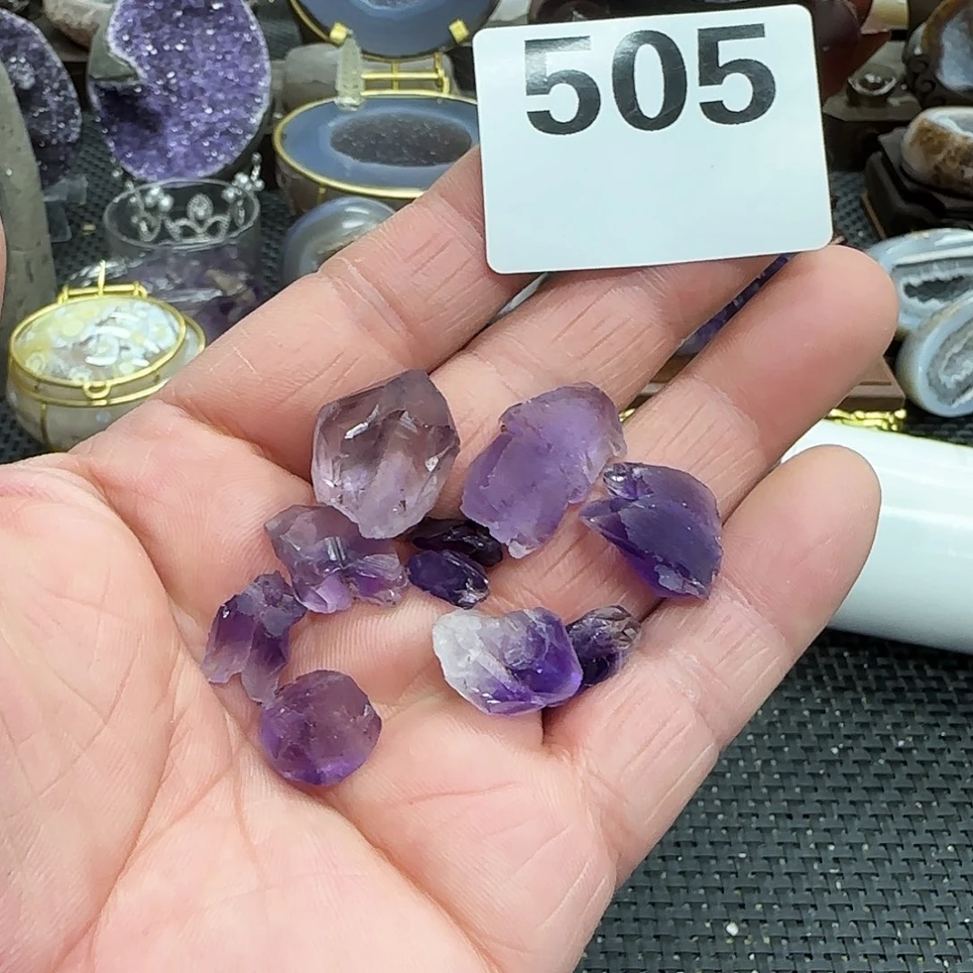 未镶嵌水晶大型摆件（非配饰）