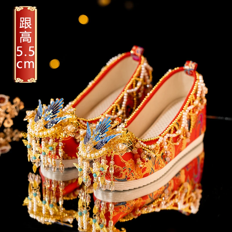原创重工重工秀禾婚鞋女古风中式婚鞋凤凰点翠明制汉服婚鞋增高