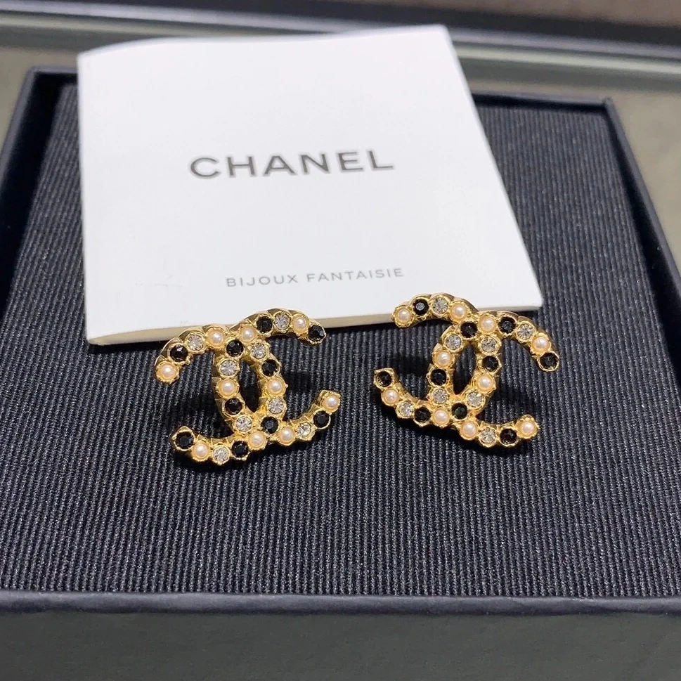 未使用 Chanel/香奈儿 耳钉百搭高级时尚zs