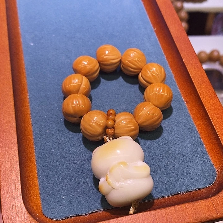手串猴头核桃屁桃小猫