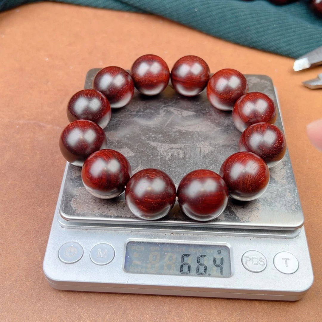 晚***生手串/手链小叶紫檀20干磨66克密度