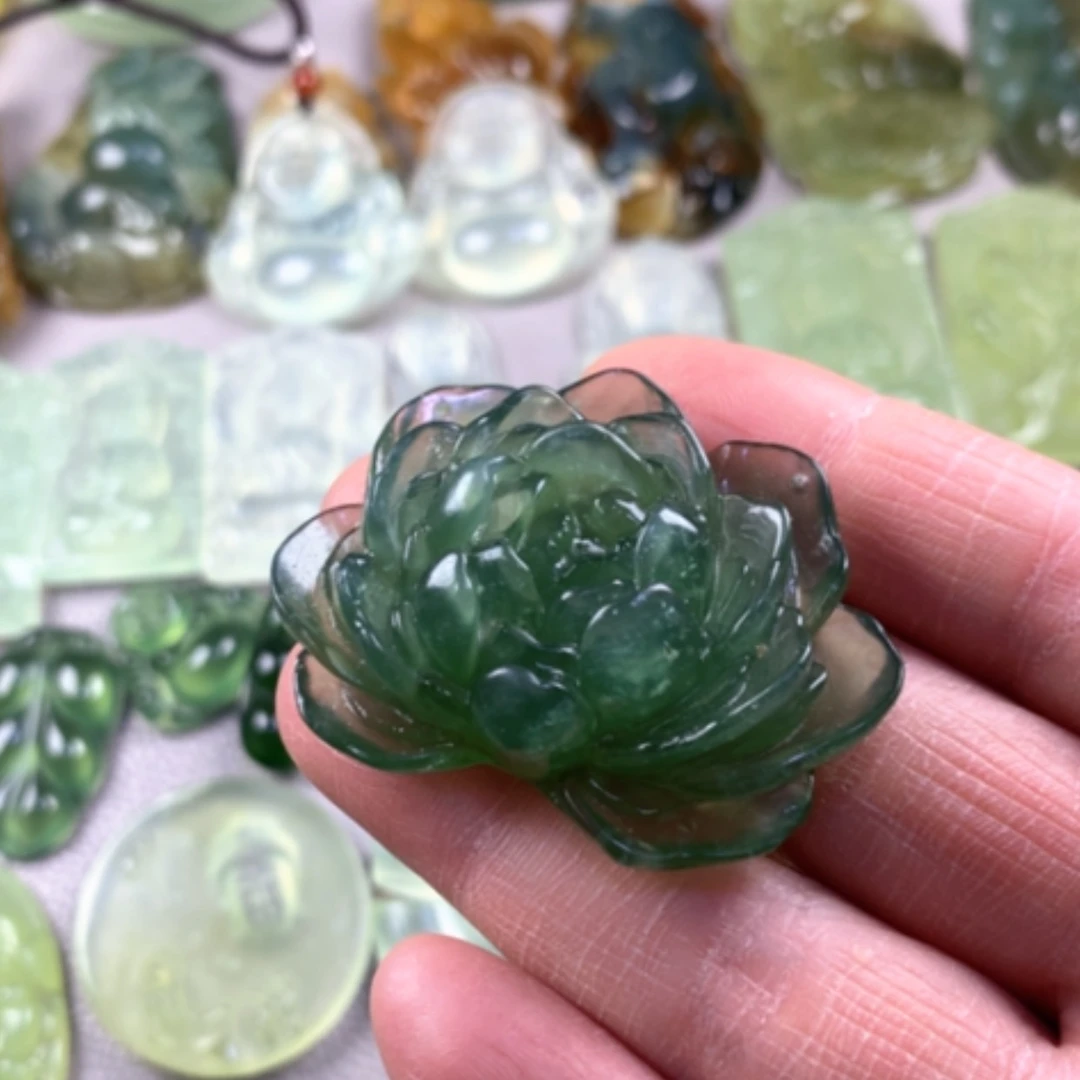 【闪购商品】蛇纹石玉吊坠未镶嵌