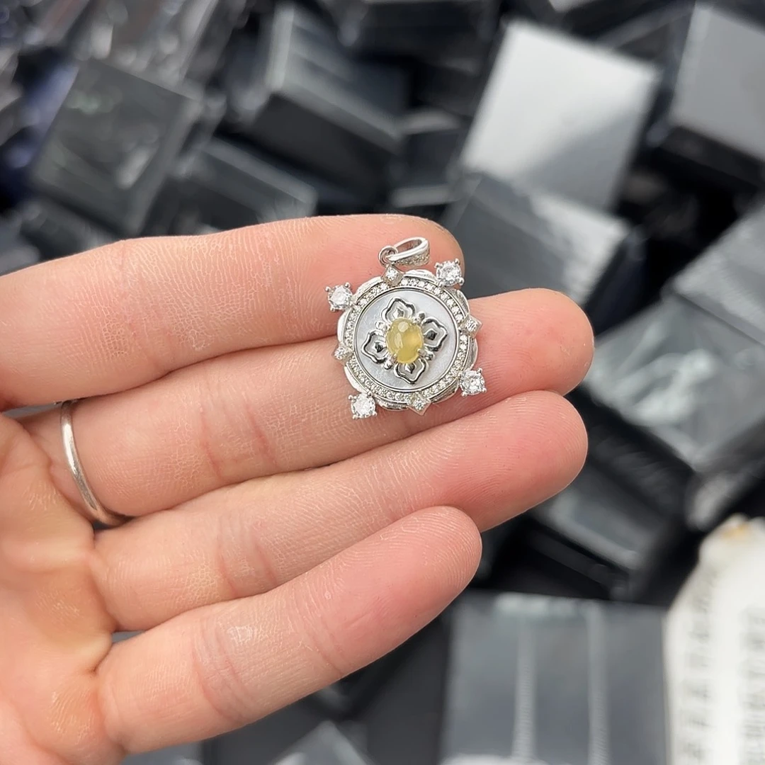 翡翠戒指银S925镀金镶嵌