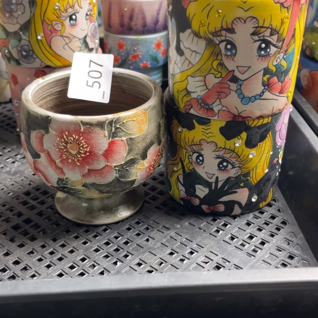 E***灬507多肉花盆50+45+45元3个