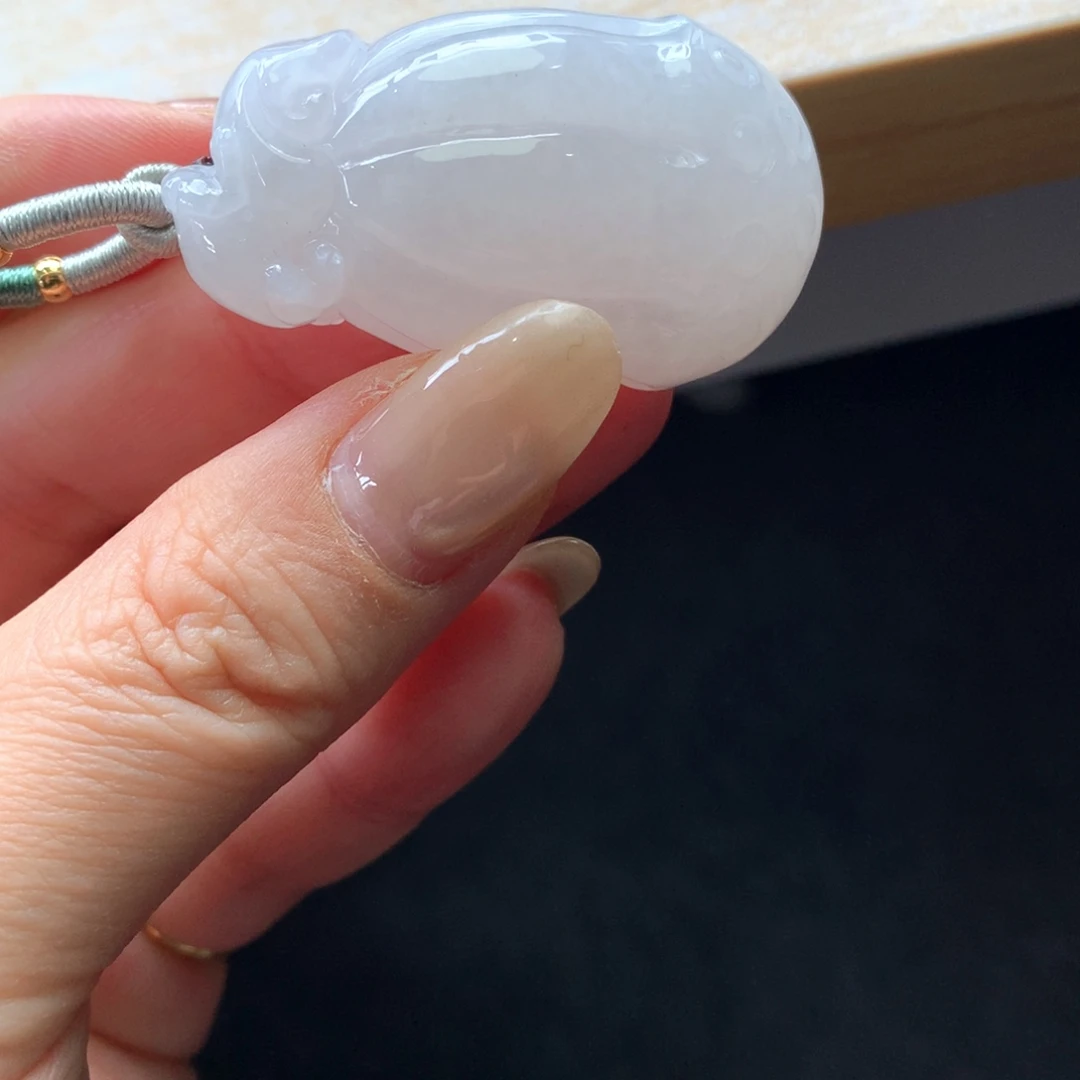 翡翠未镶嵌颈饰吊坠