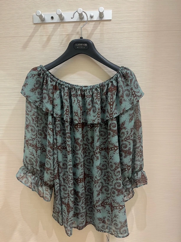 夏季洋气印花一字肩桑蚕丝气质上衣