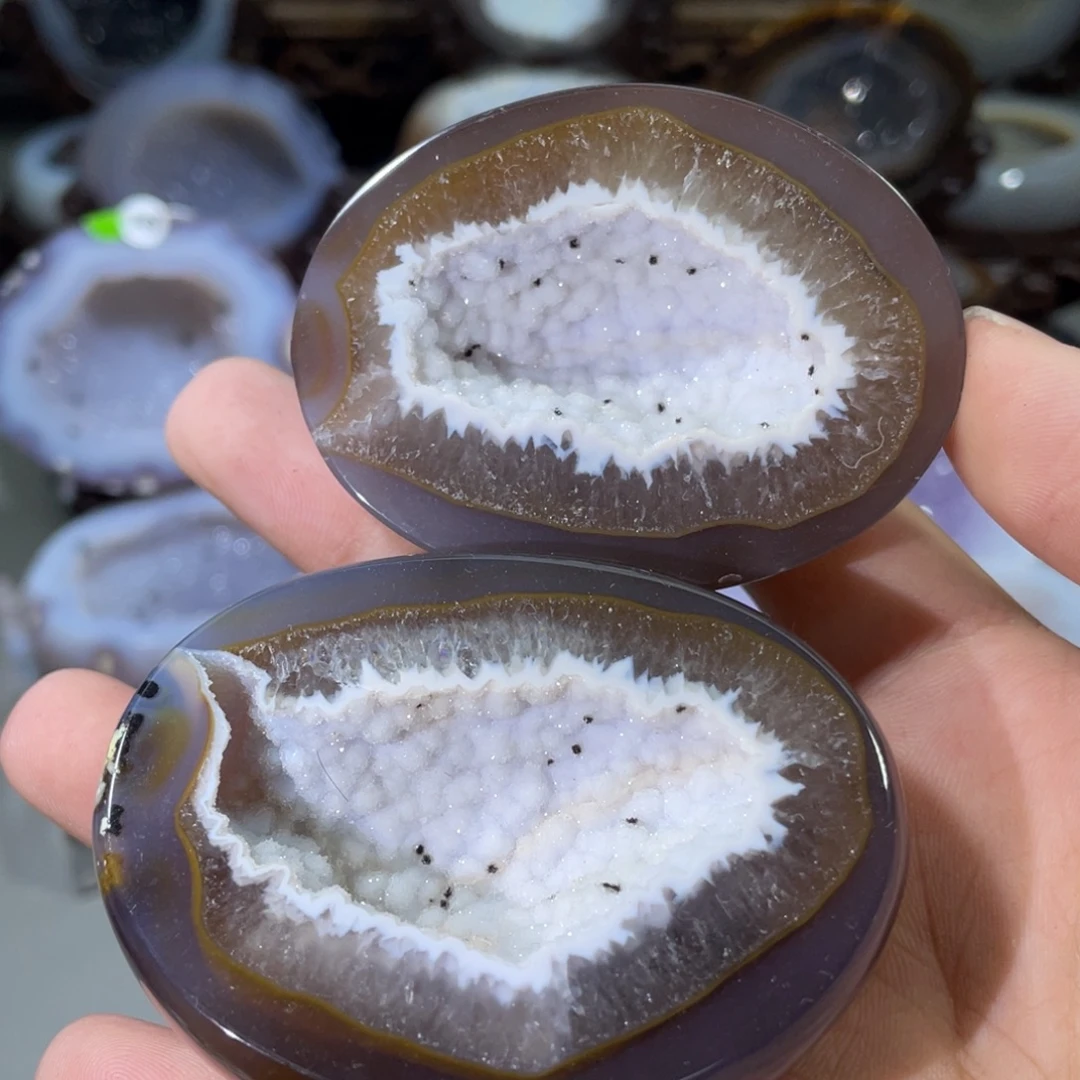 未镶嵌水晶大型摆件（非配饰）聚宝盆