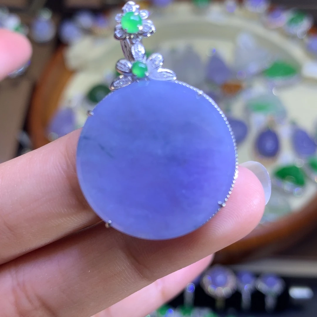 翡翠戒指18K金镶嵌翡翠