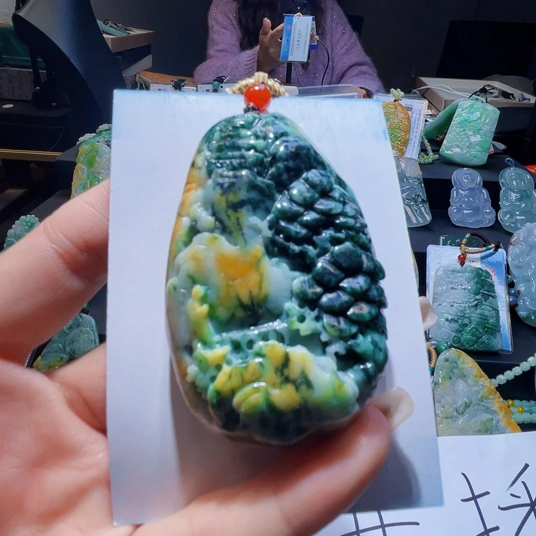 颈饰未镶嵌翡翠翡翠