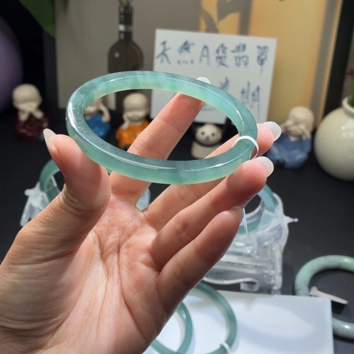 未镶嵌手镯翡翠冰蓝绿