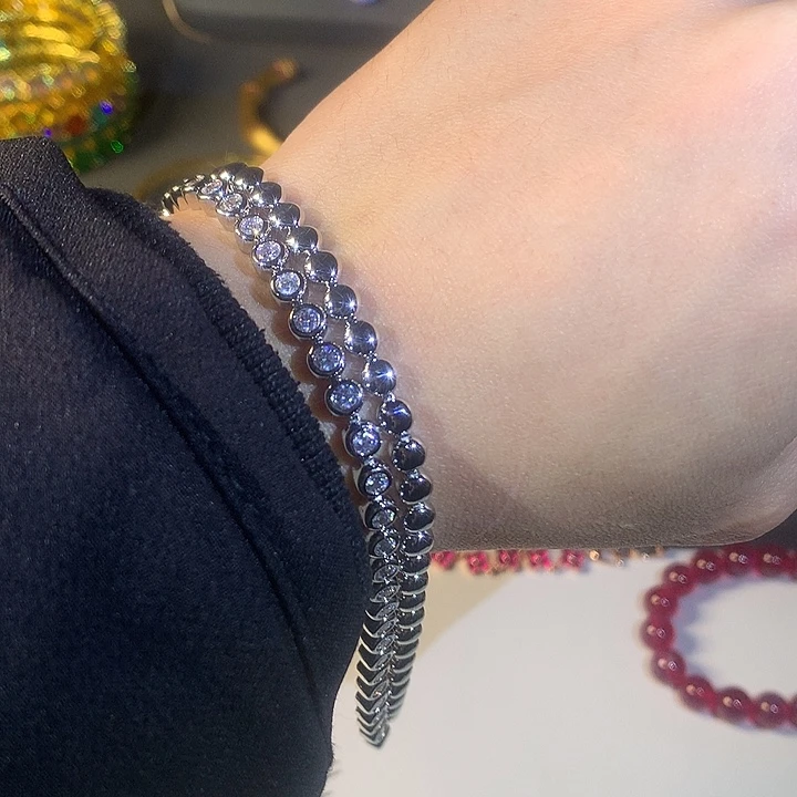 非金属31手链。